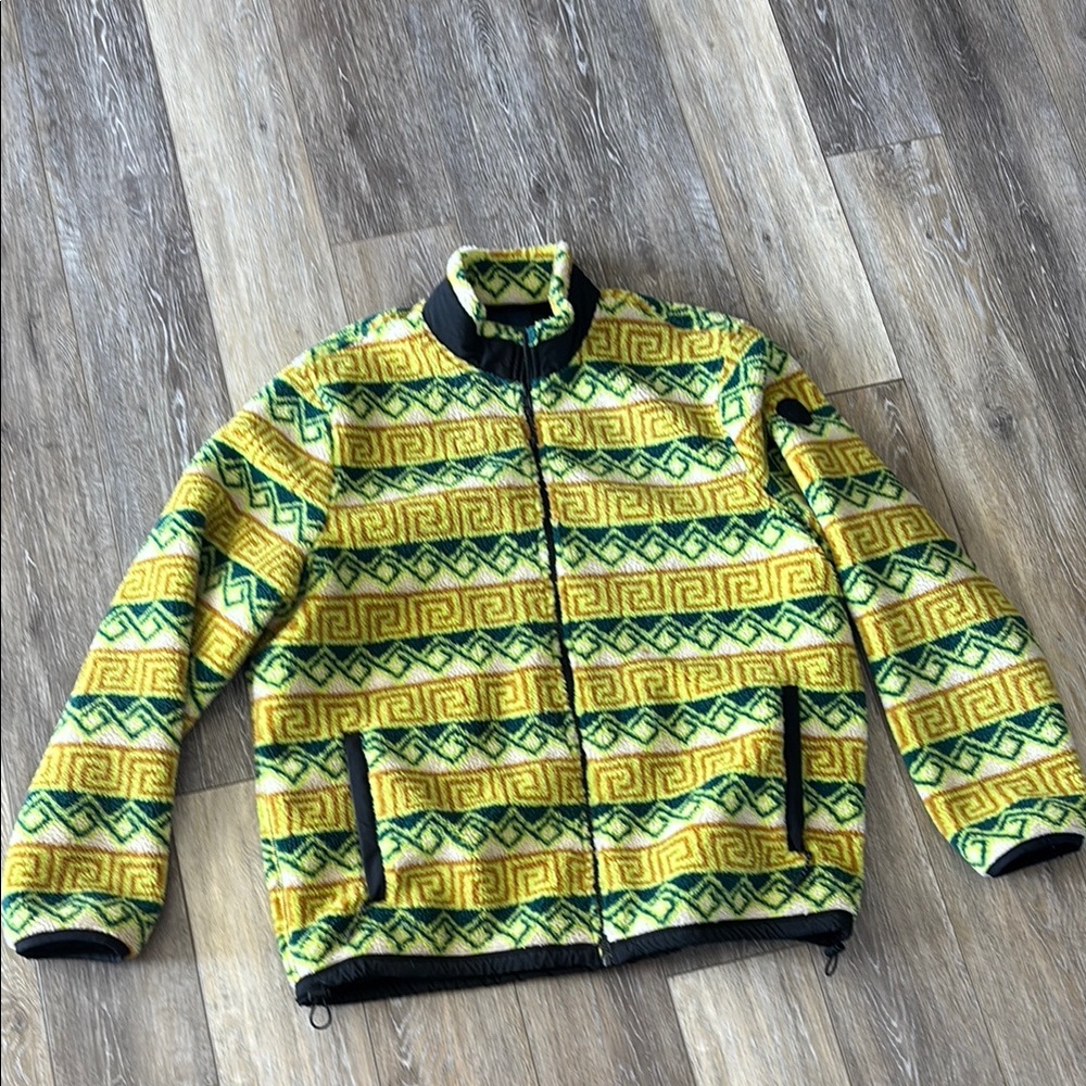 AMERICAN EAGLE Yellow and Green Patterned Fleece Jacket